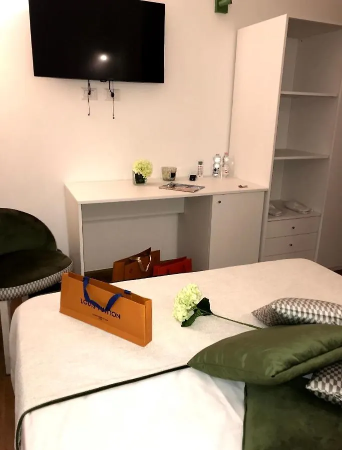 B&B Home Flowers Milano Гостевой дом Милан