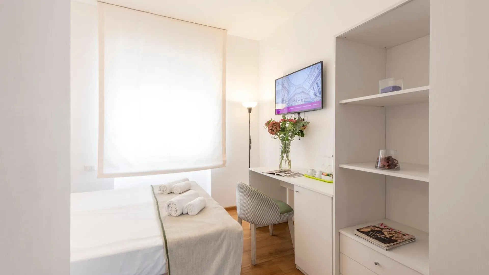Гостевой дом B&B Home Flowers Milano