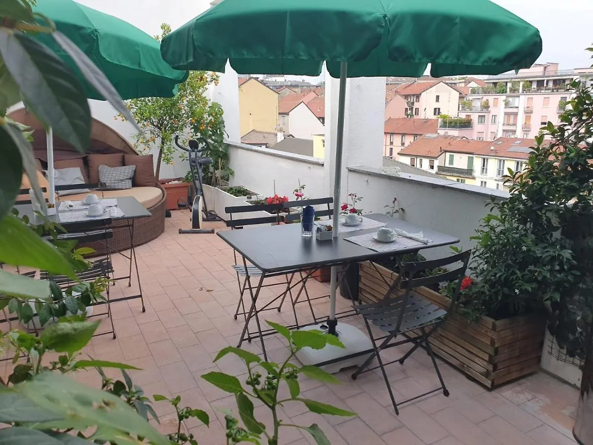 B&B Home Flowers Milano 3*, Milan Italy