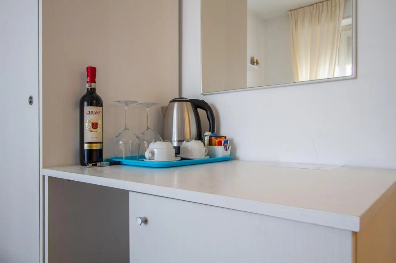 B&B Home Flowers Milano Italy