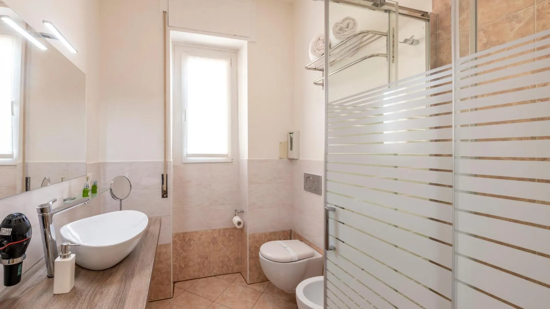 Guest house B&B Home Flowers Milano