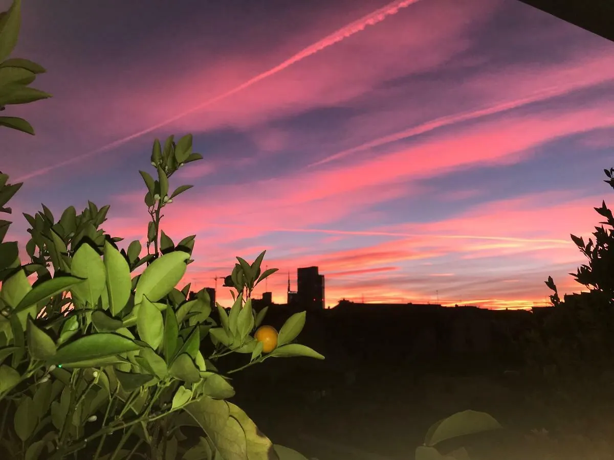 Guest house B&B Home Flowers Milano